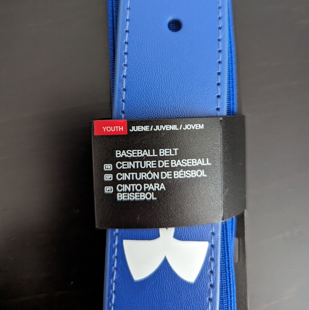 Under Armour youth baseball belt